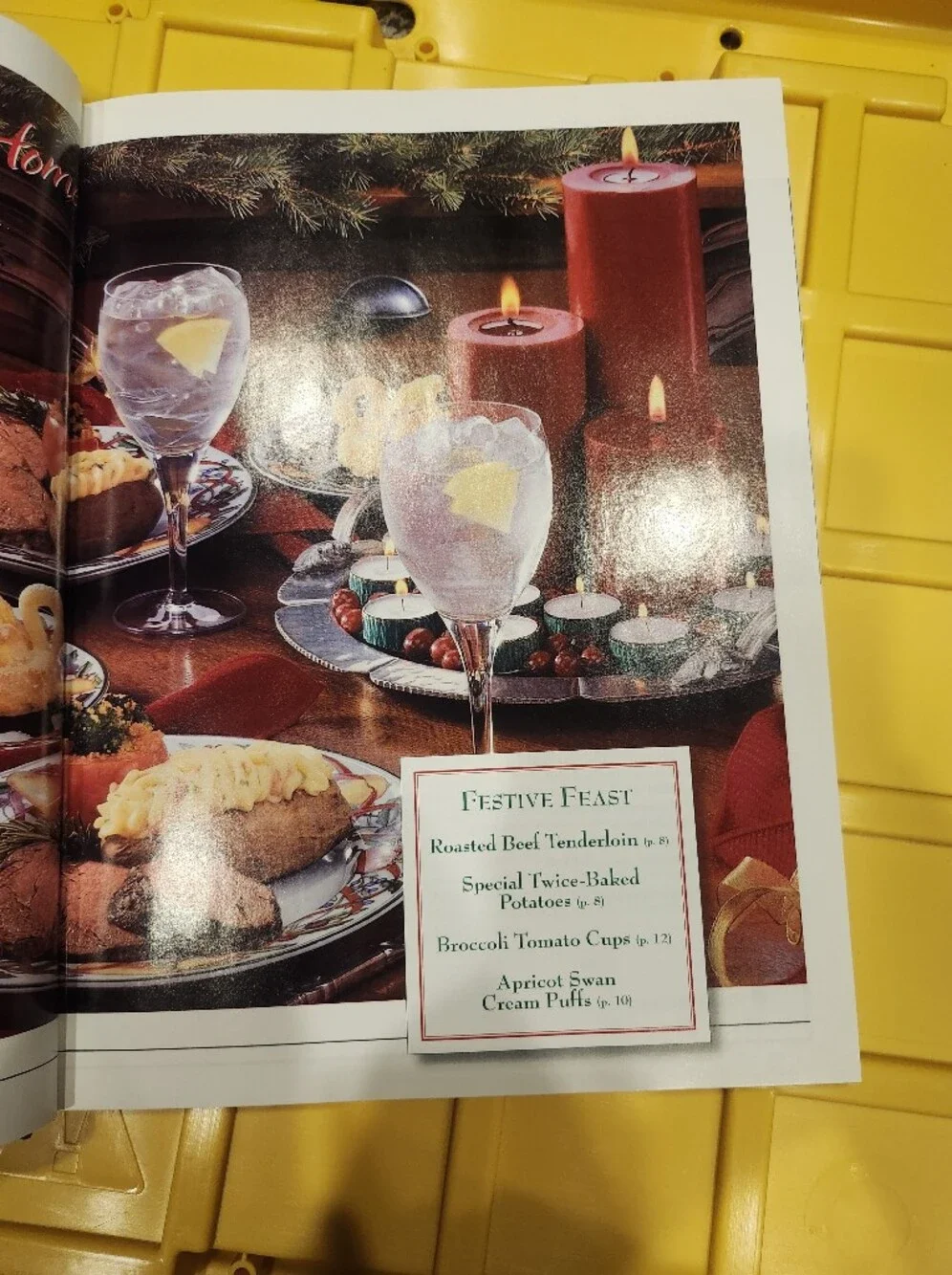4 Vintage Taste Of Home's Holiday & Celebrations Cookbooks 2001 - 2004